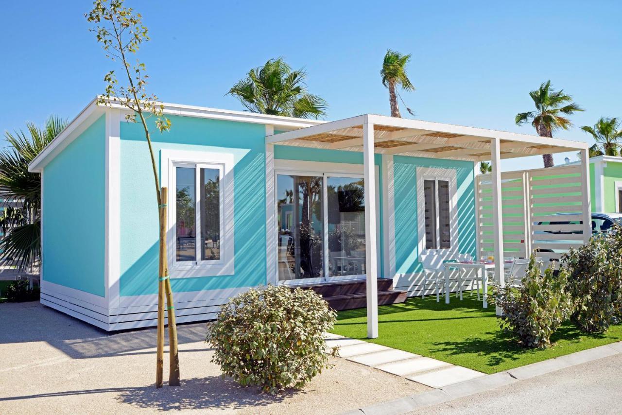 Bungalow Garden View