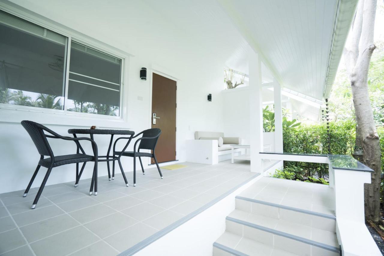 Deluxe Bungalow with Sea View