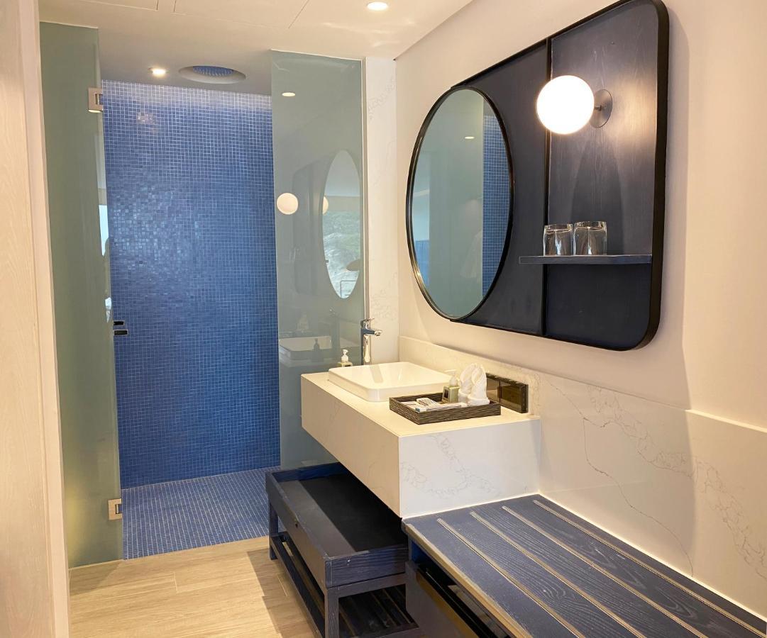 Twin Room with Pool View