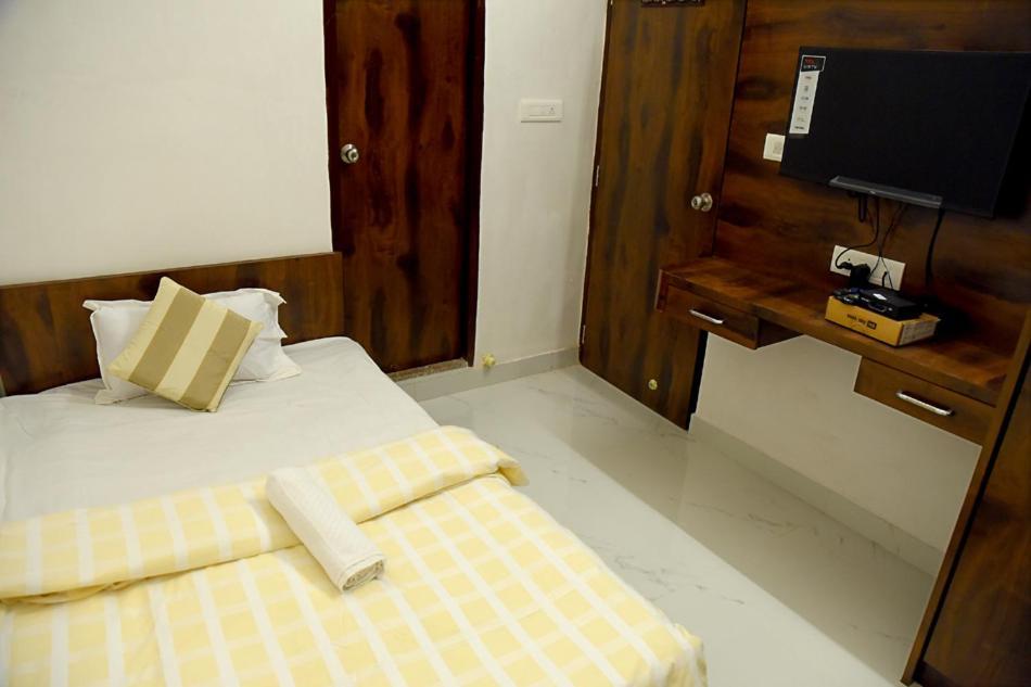 Economy Single Room,1146039079:JPEG