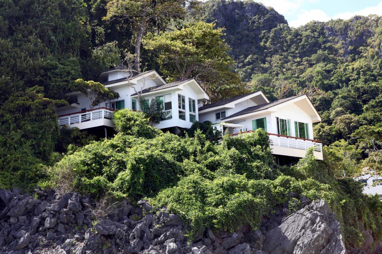 Mountain Villa with Ocean view,1043311720:JPEG