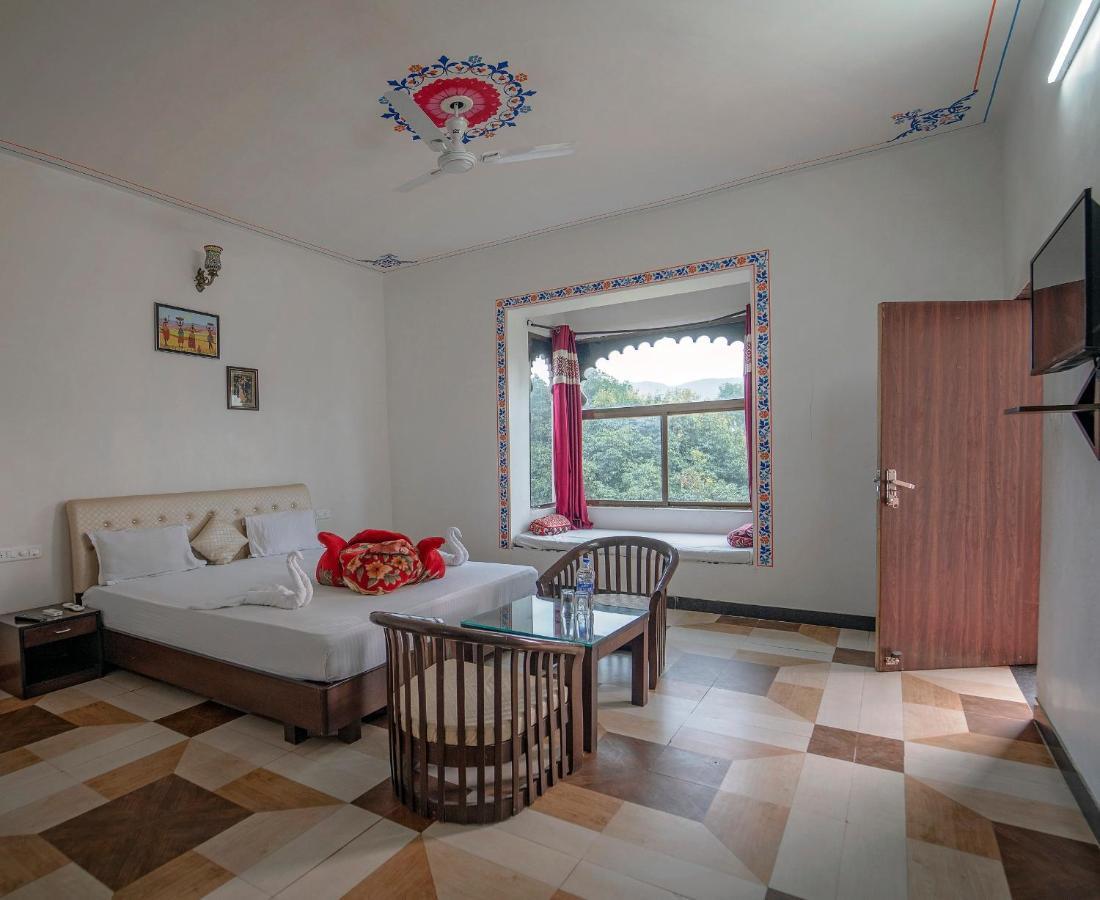 Deluxe Room,1069987858:JPEG
