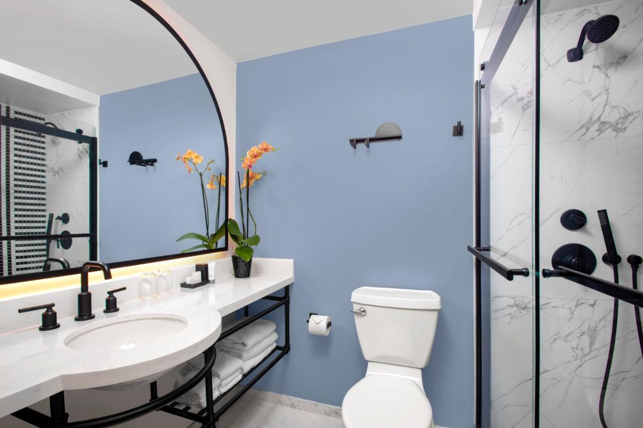 Luxury King Junior Suite