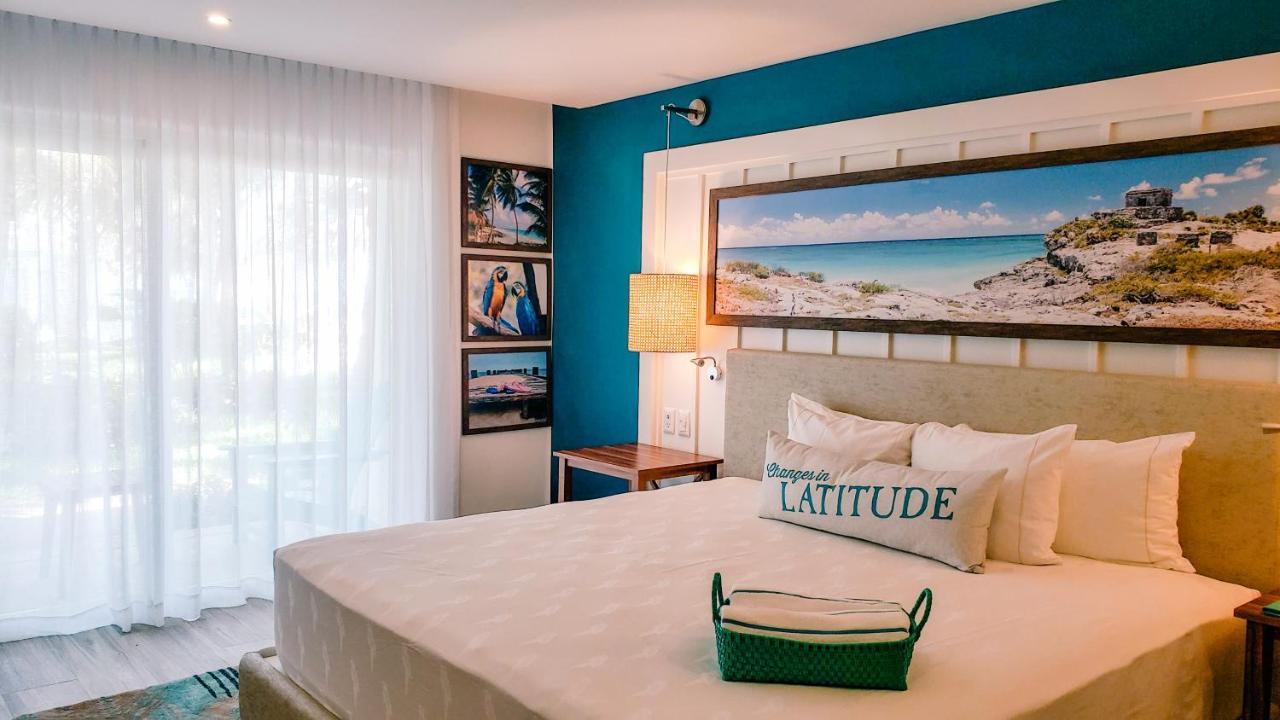 Paradise Room,1273845001:JPEG