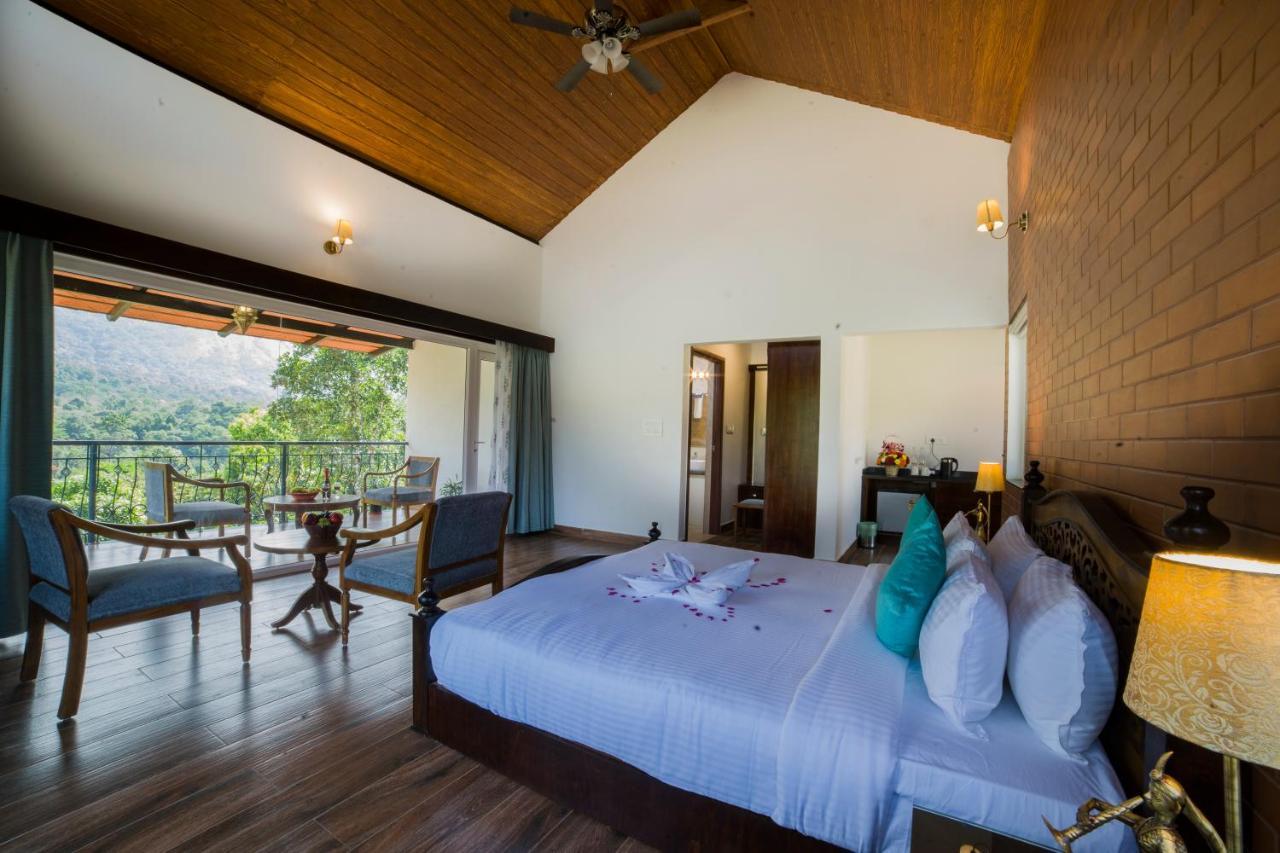 King Room with Mountain View