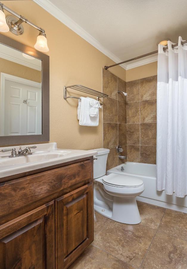 One-Bedroom Suite,580290915:JPEG