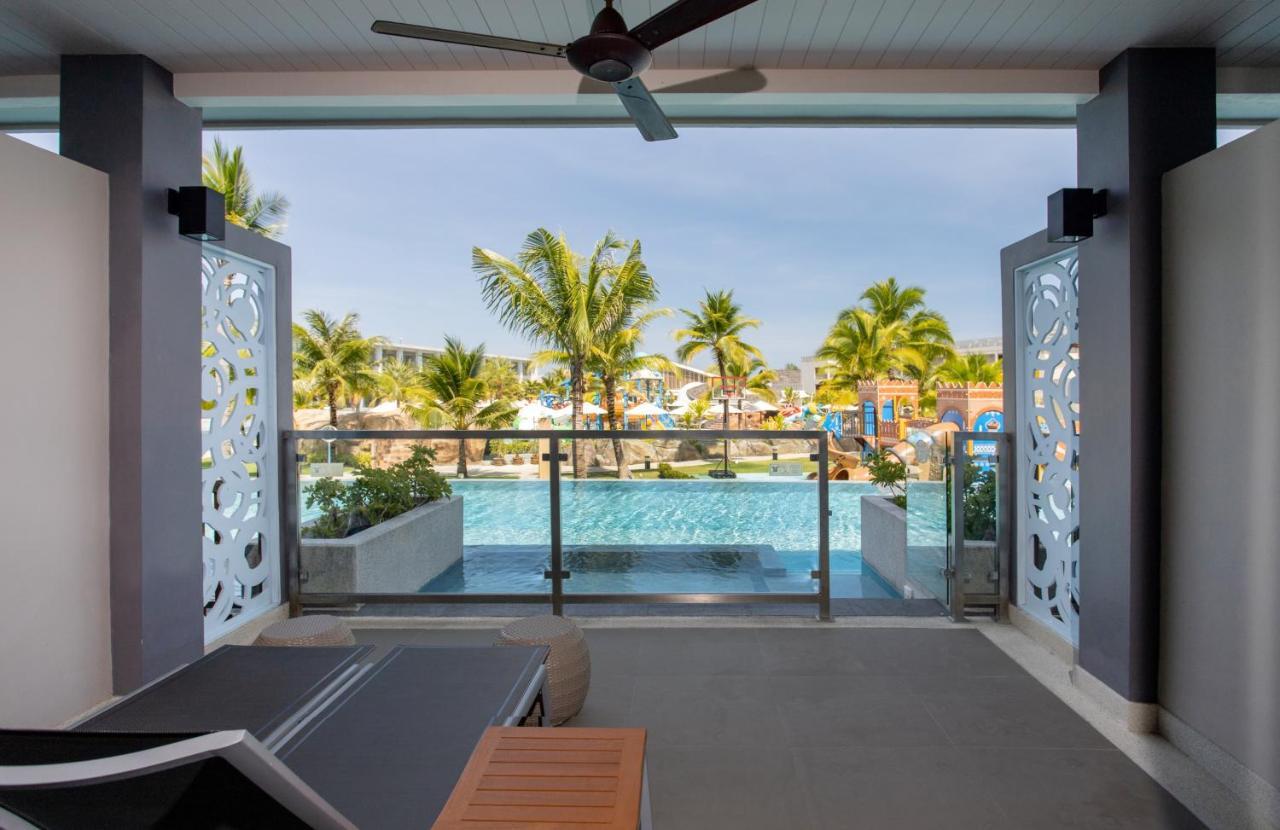 Family Pool Access,1112332935:JPEG
