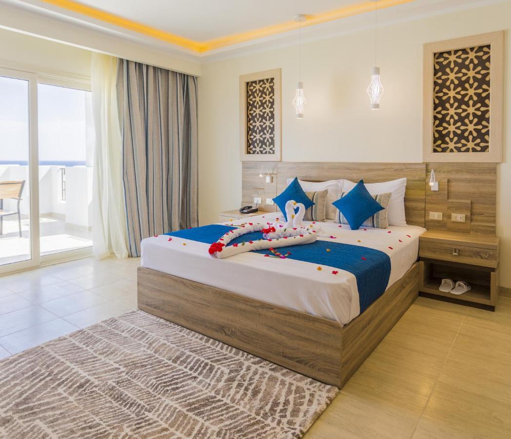 Suite with Sea View