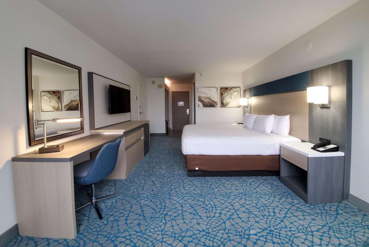 Standard King Room with Magical View