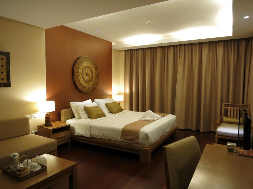 One-Bedroom Suite Ocean View