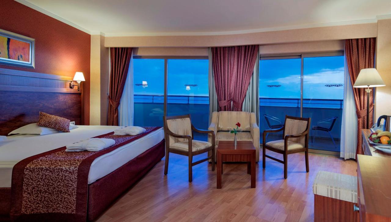 Superior Double or Twin Room Sea View