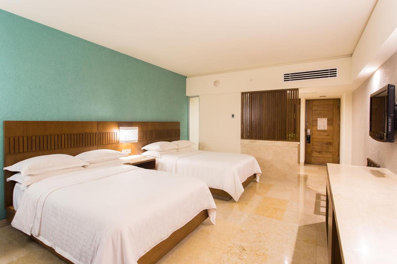 Habitación Deluxe con vistas al océano - Piso del medio - 2 camas dobles