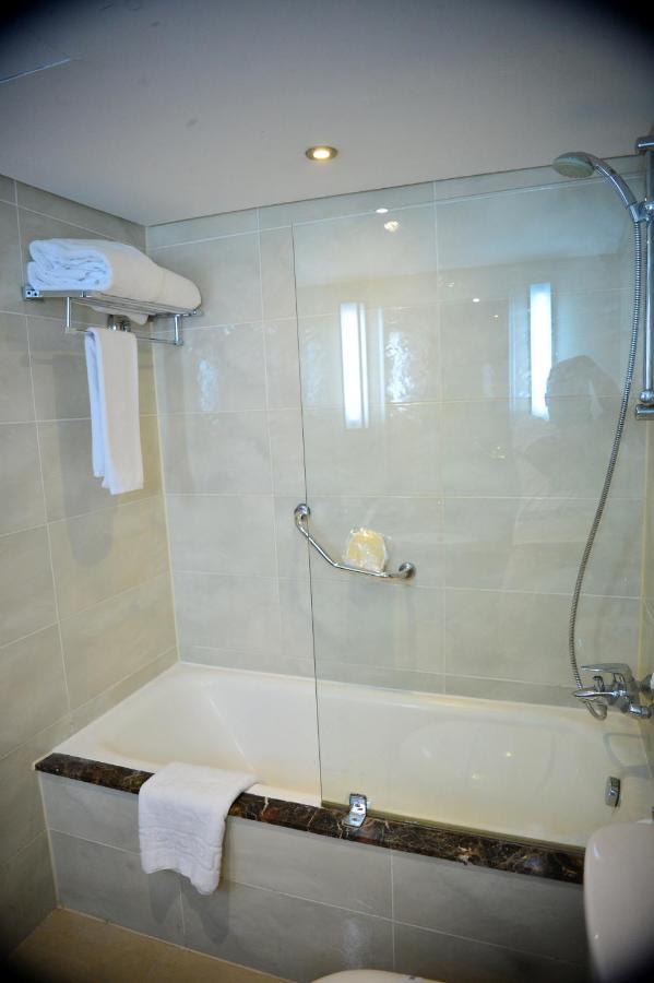 Deluxe Triple Room Sea View,1168558021:JPEG
