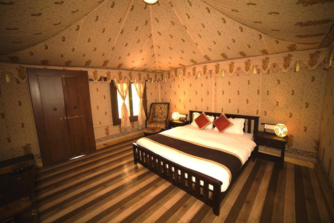 Deluxe Double Room,1178001859:JPEG