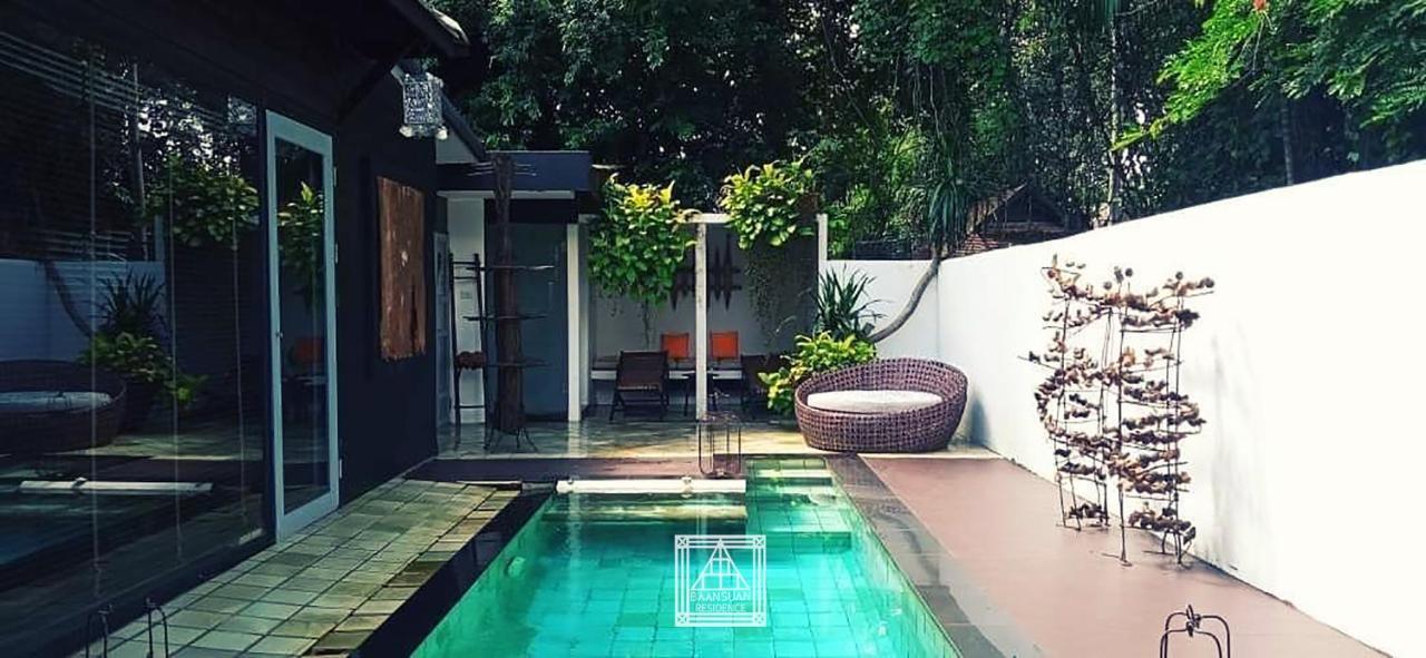Deluxe room with private pool