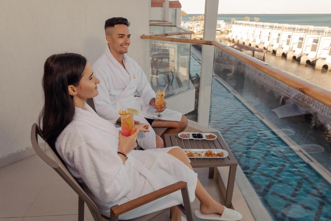 Deluxe Sea View Room,1300627900:JPEG