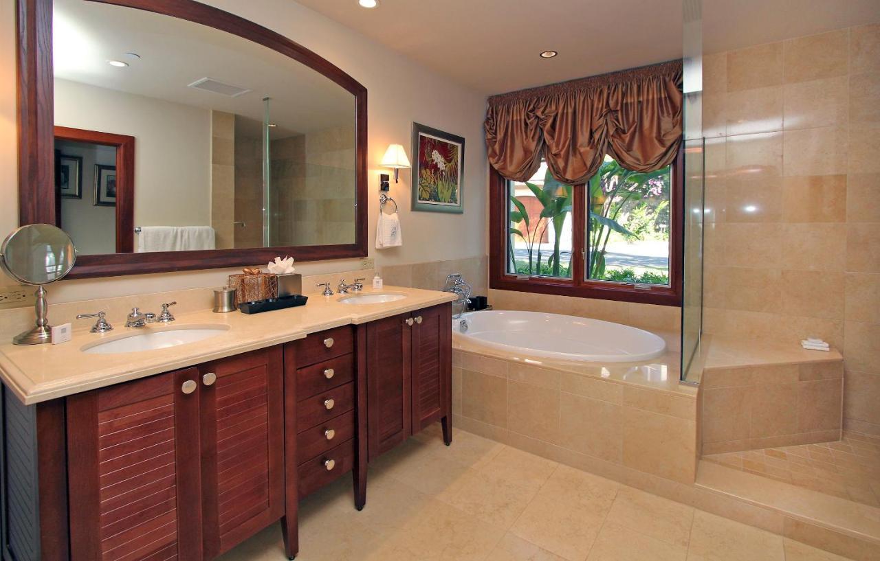 Three Bedroom Villa with Ocean View