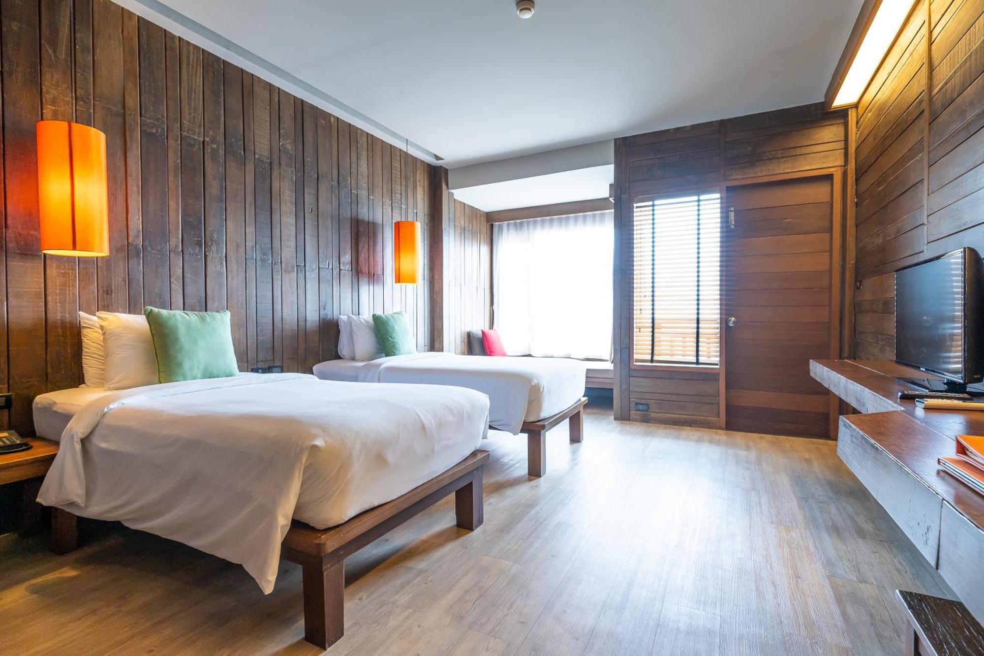Deluxe Double or Twin Room with Sea View