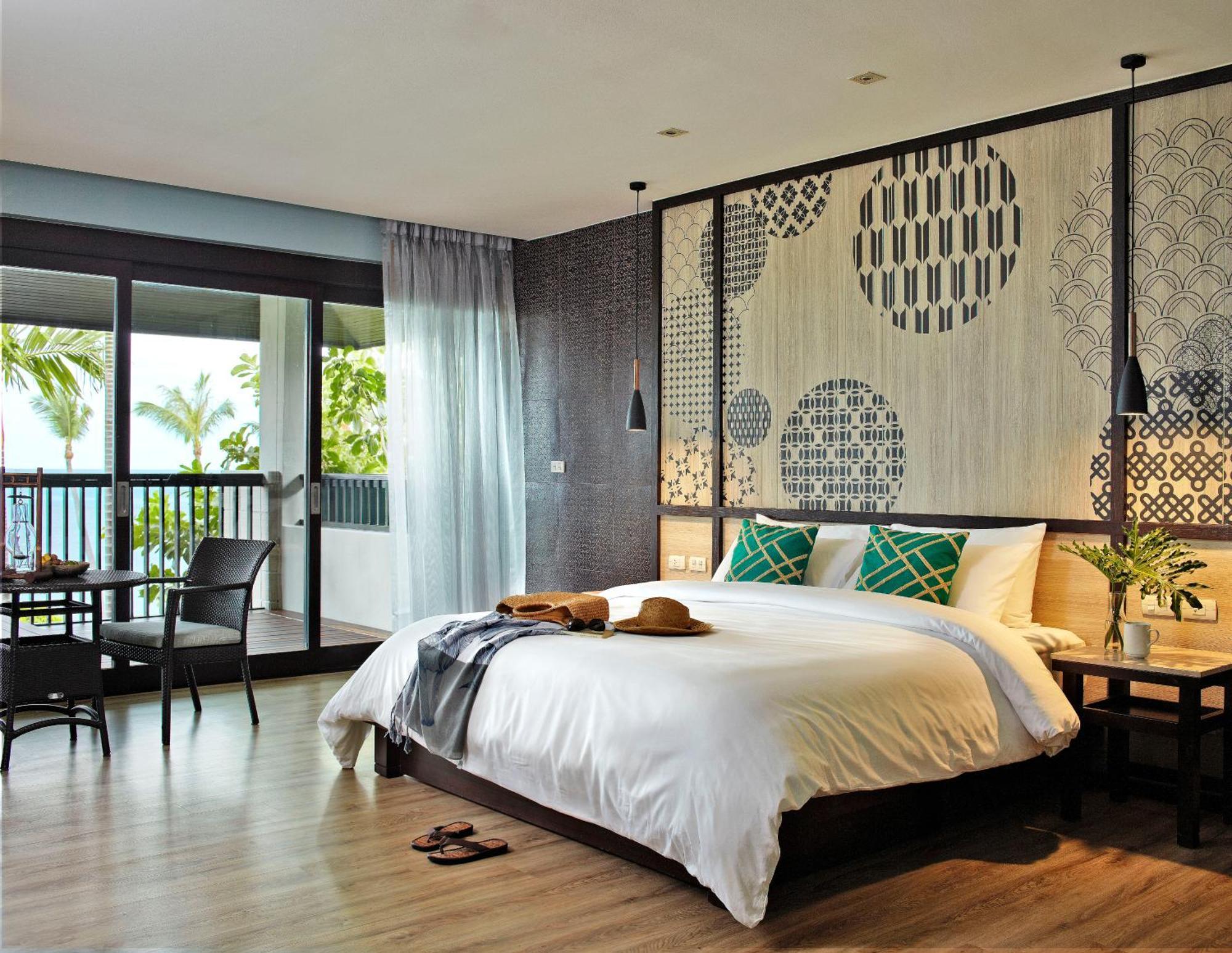 Luxury Suite Spa Bath