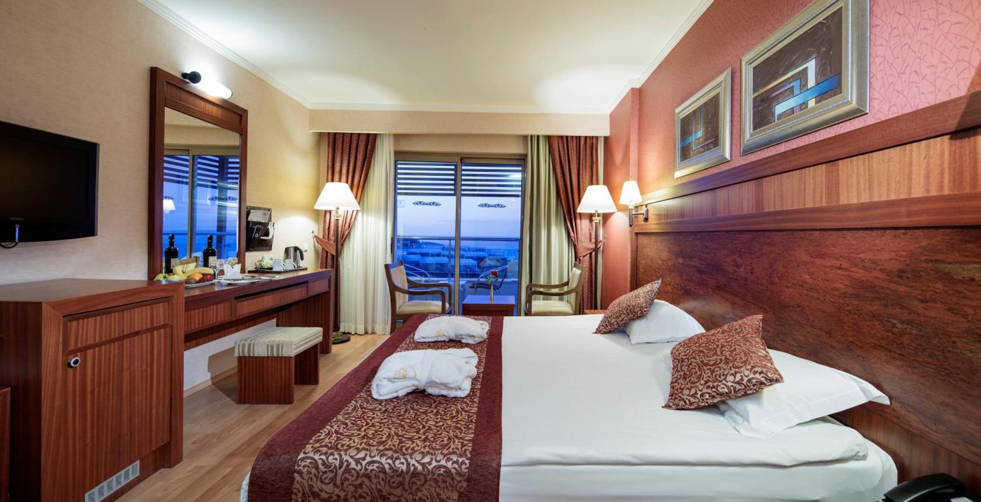 Standard Double or Twin Room Sea View