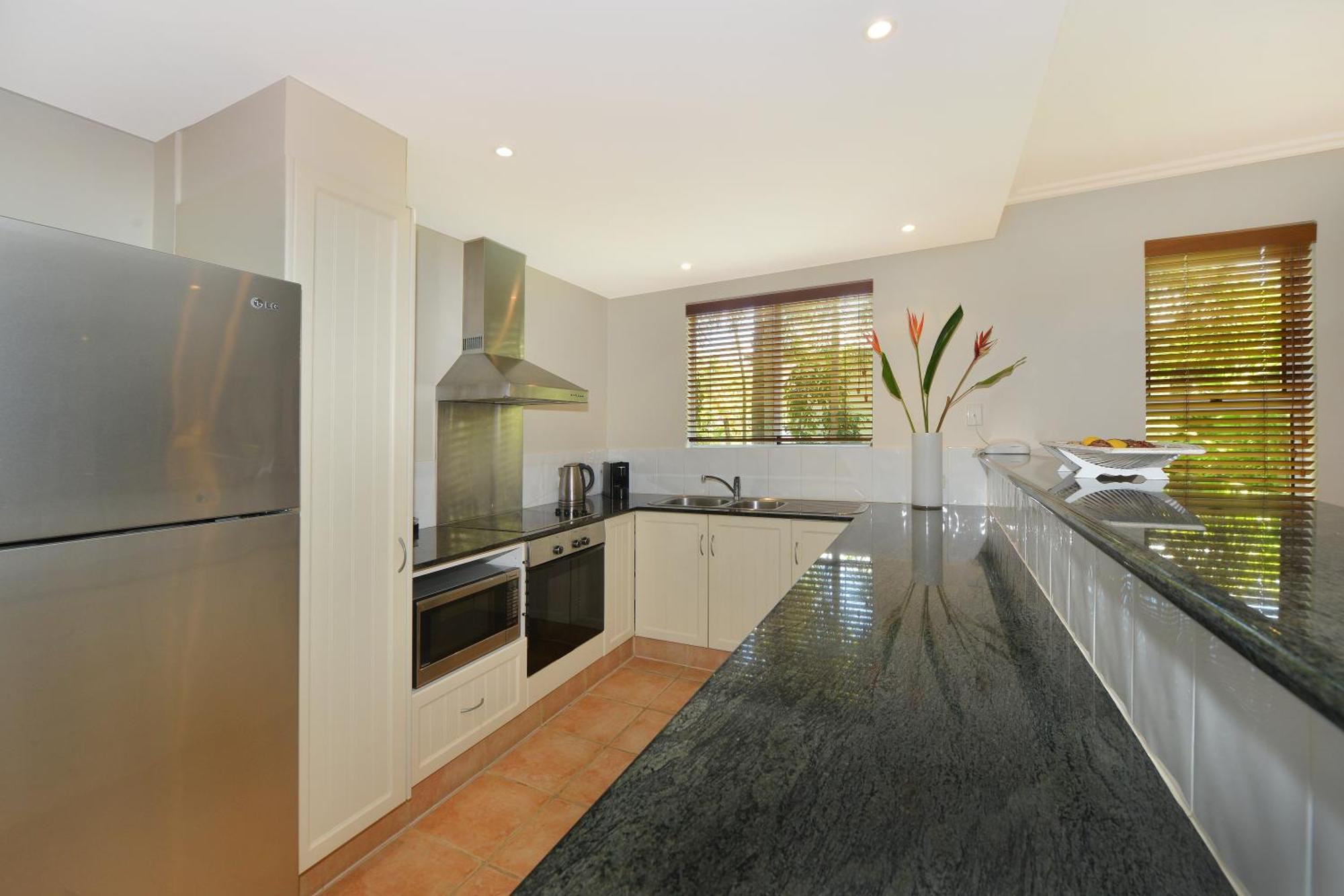 Three-Bedroom Apartment,1212267340:JPEG