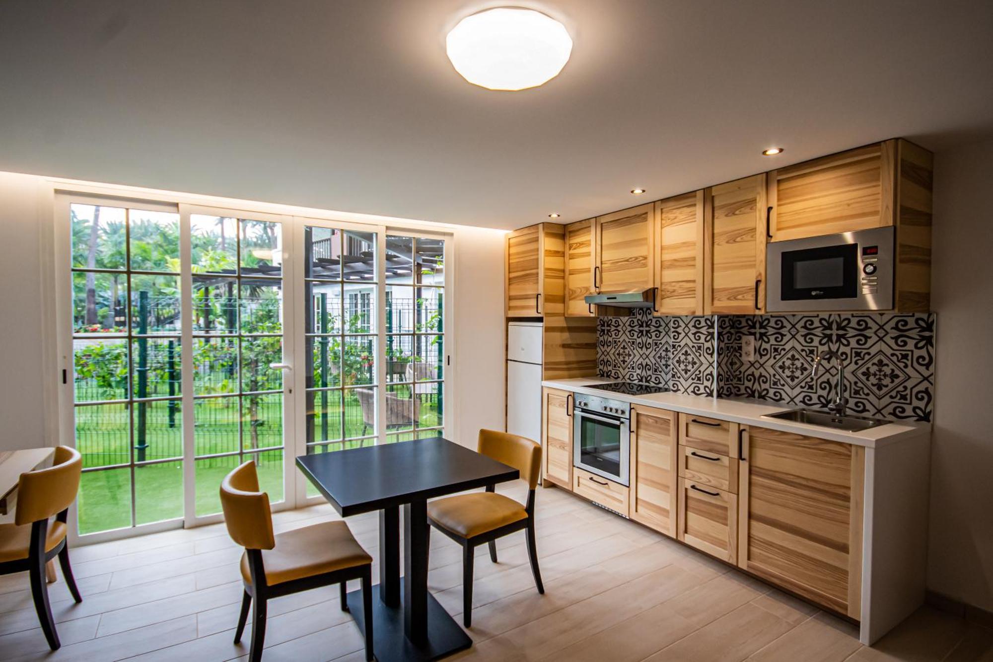 One Bedroom Apartment Balcony or Terrace
