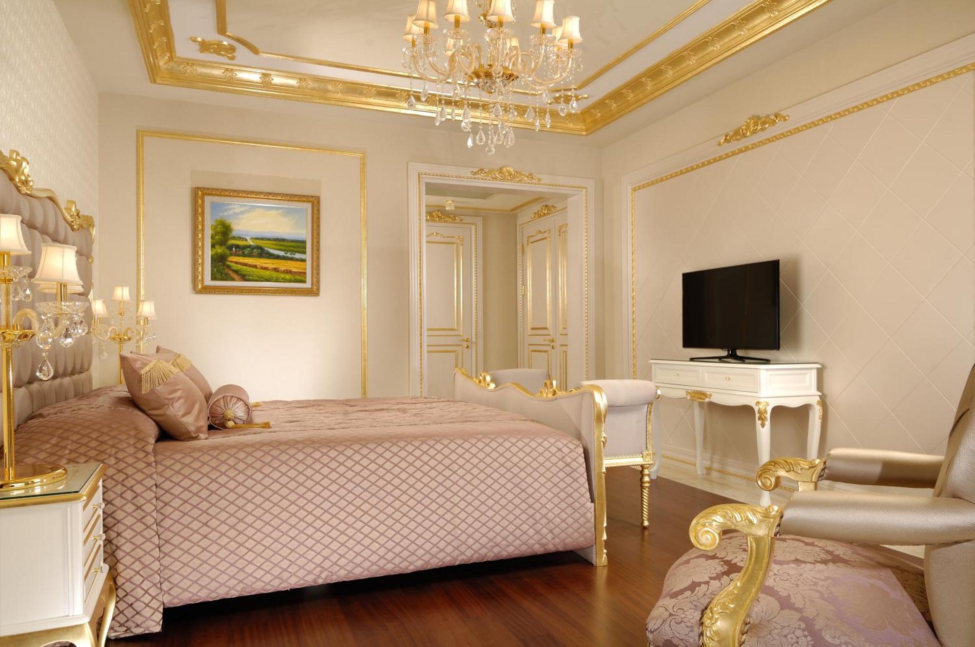 Double Room with Land View No Balcony