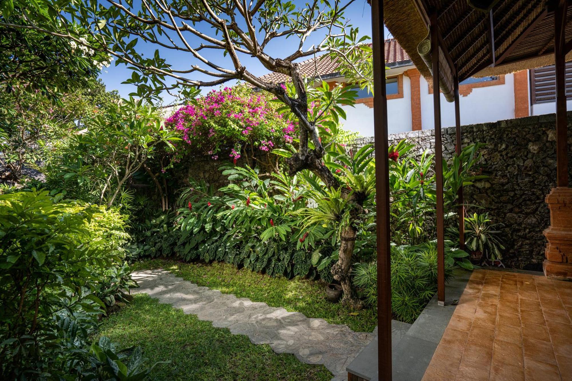 Two-Storey Bungalow,1717782410:JPEG