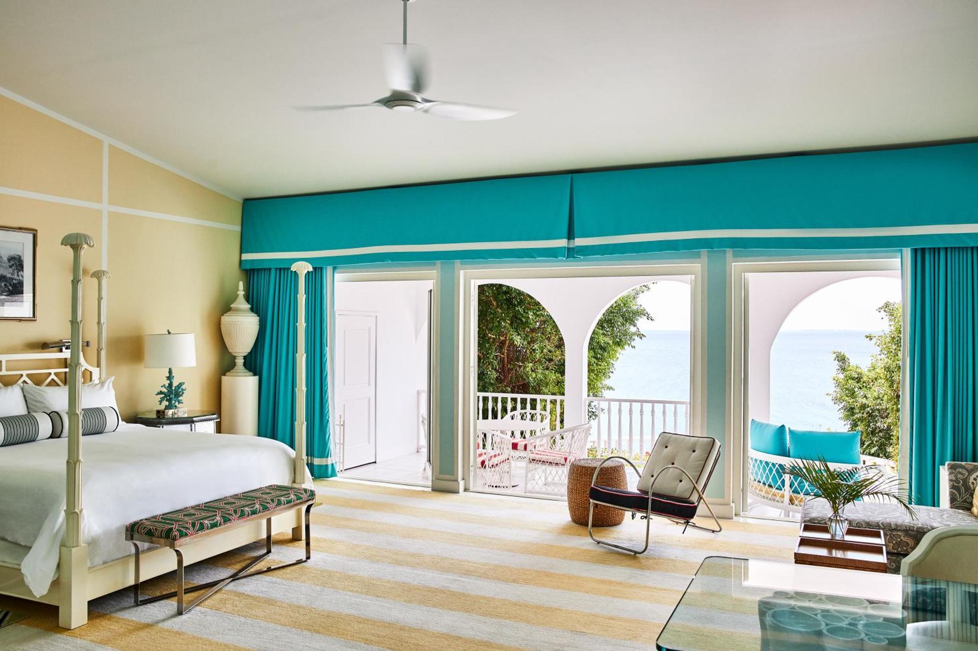 Oceanfront Junior Suite 1 King