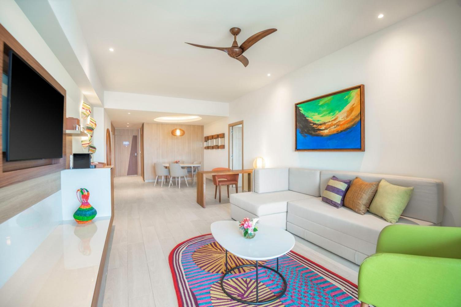 One-Bedroom Club Master Suite Ocean View