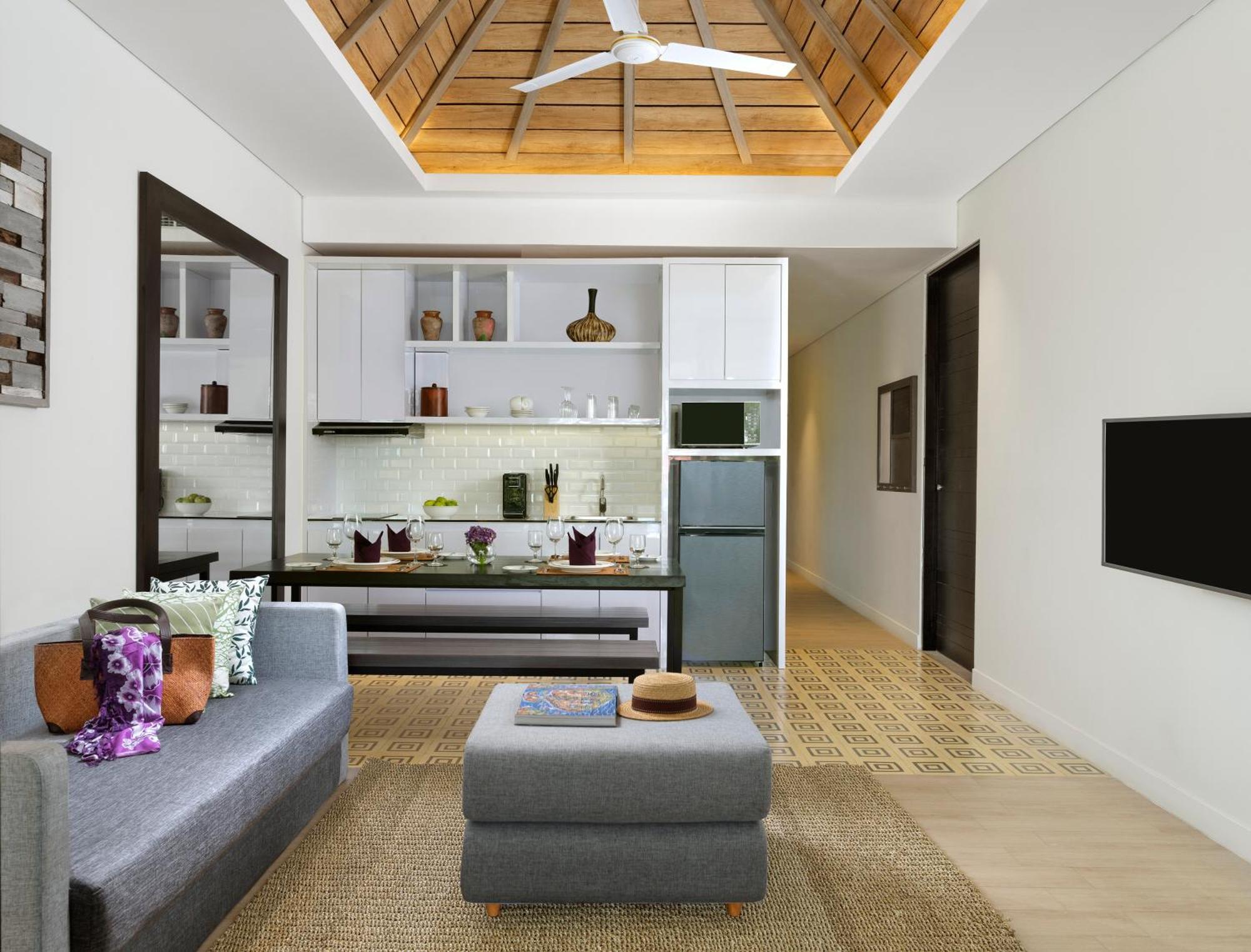 One-Bedroom Apartment Fully Equipped Kitchenette Balcony