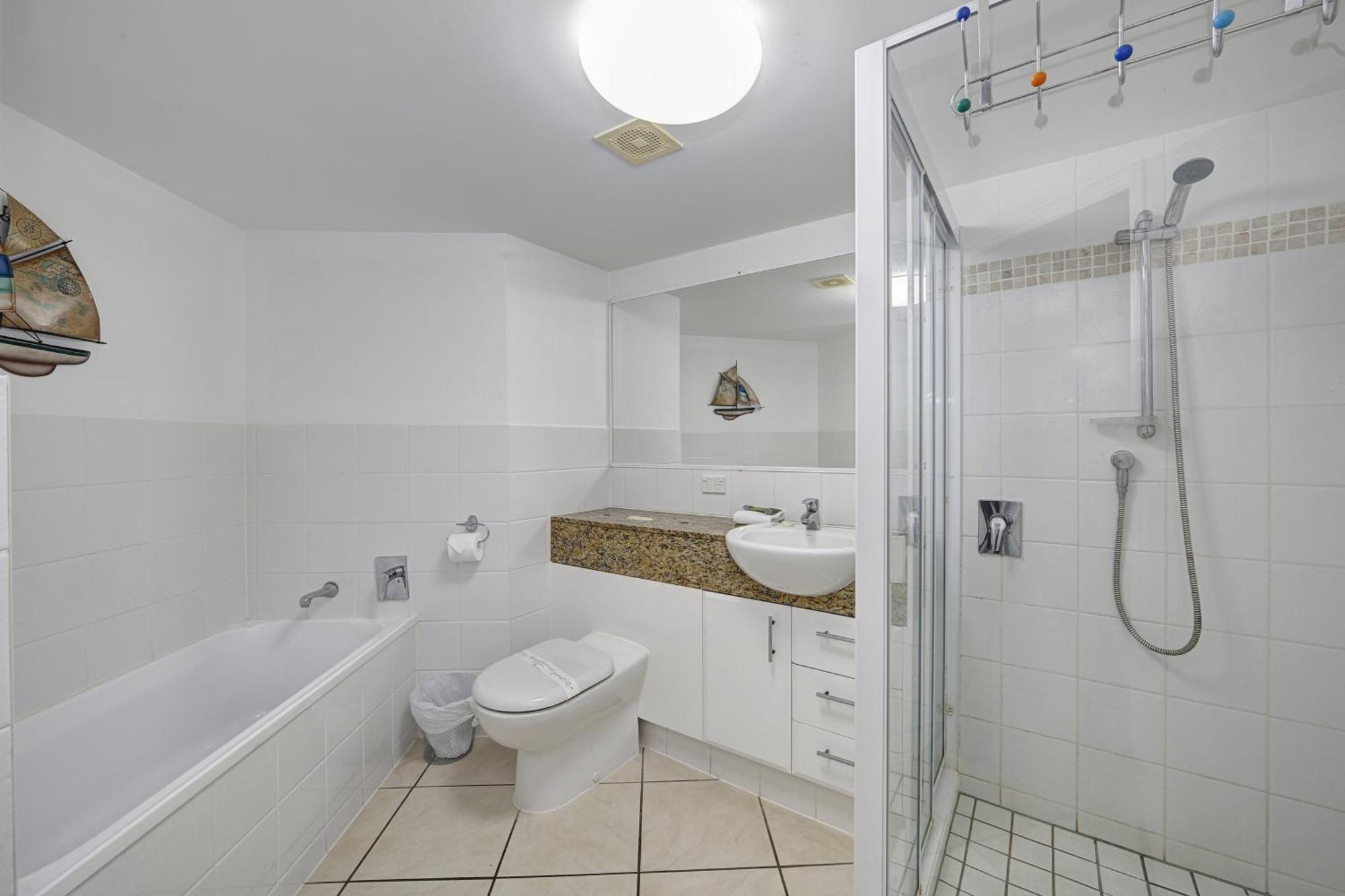 Three Bedroom Executive Apartment Ocean View,967014070:JPEG