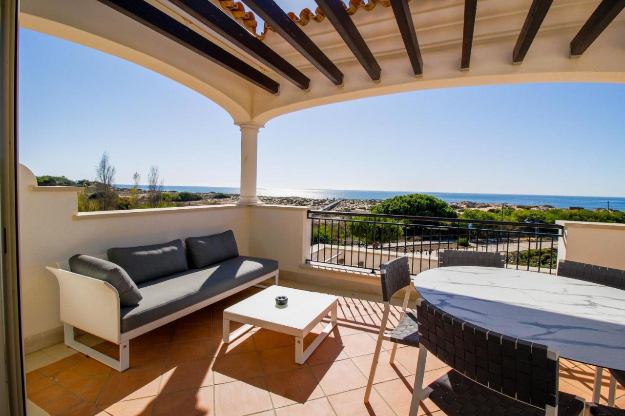 Apartamento de 2 Quartos com Vista do Mar e Banheira de Hidromassagem no 1º Andar