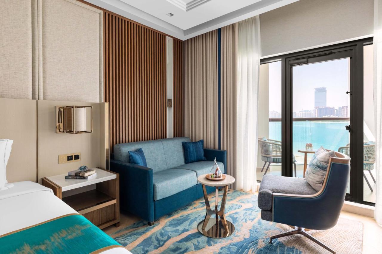 Luxury Palm Sea View Room King Bed