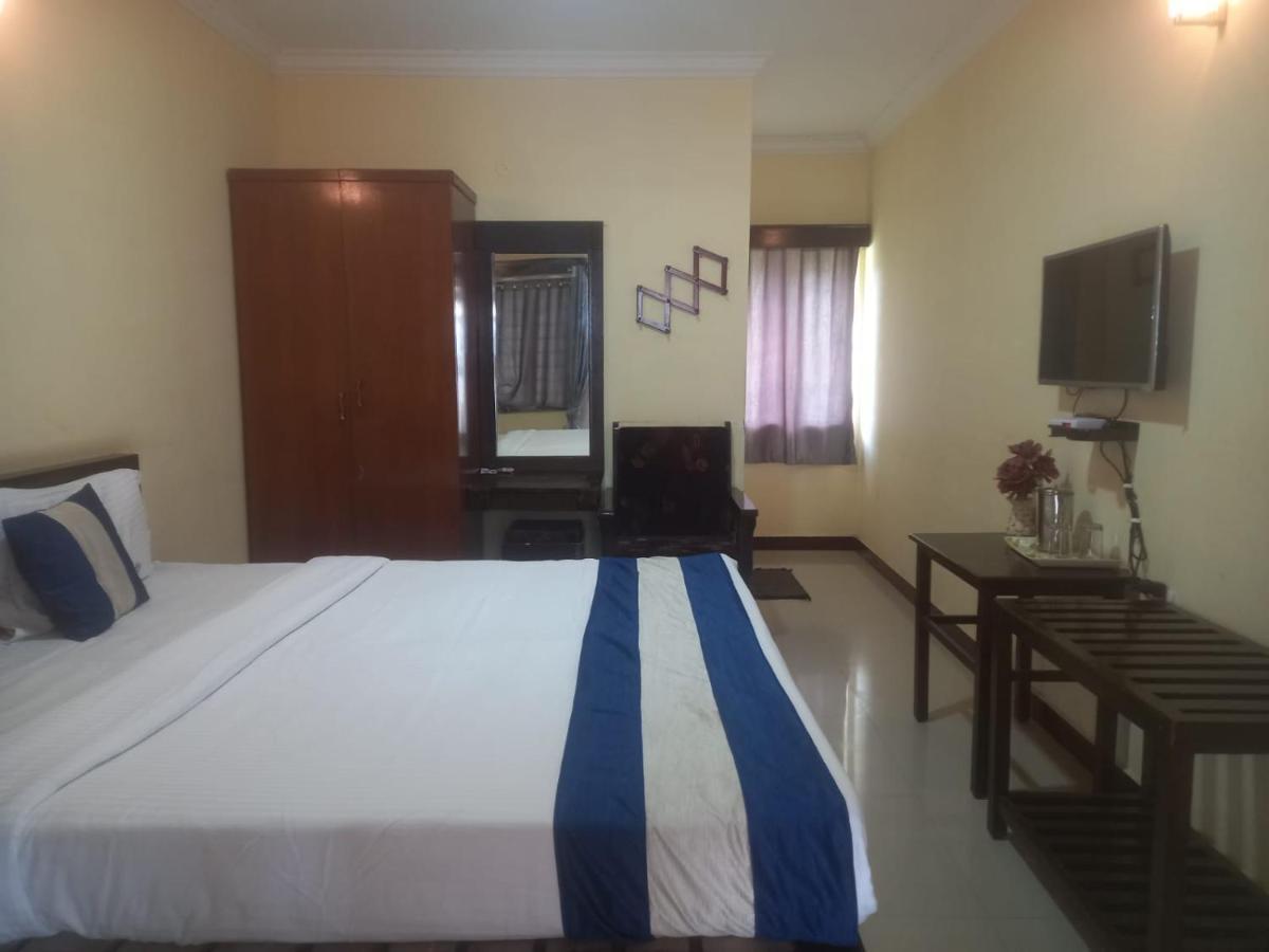 Standard Double Room,1743322753:JPEG