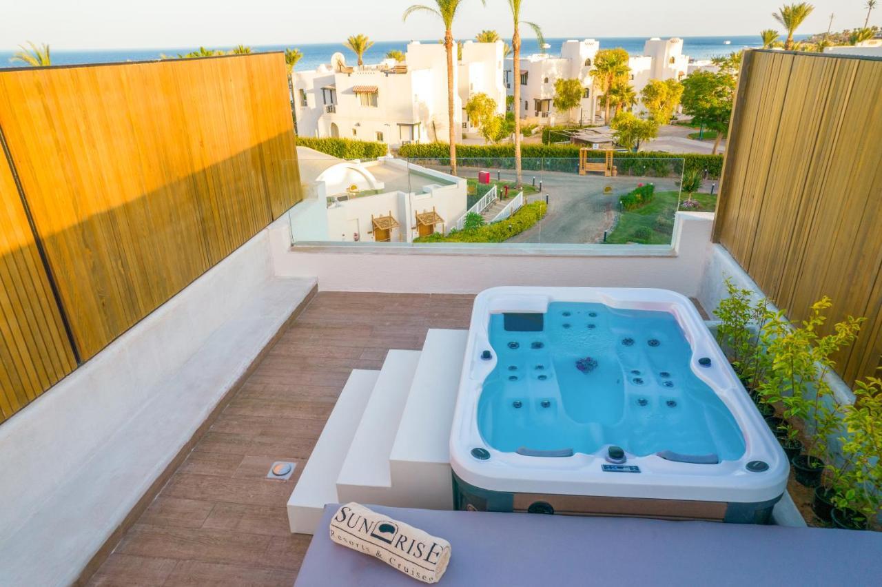 Jacuzzi Suite Posh Club