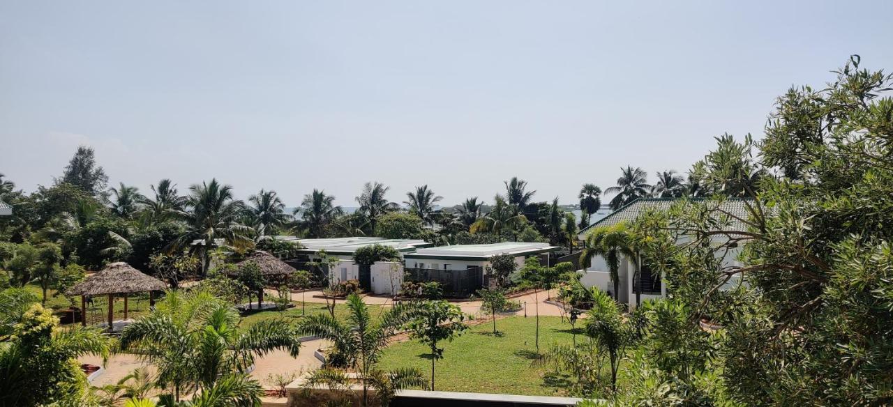 Chalet with Garden View and Balcony with Complimentary Hi Tea