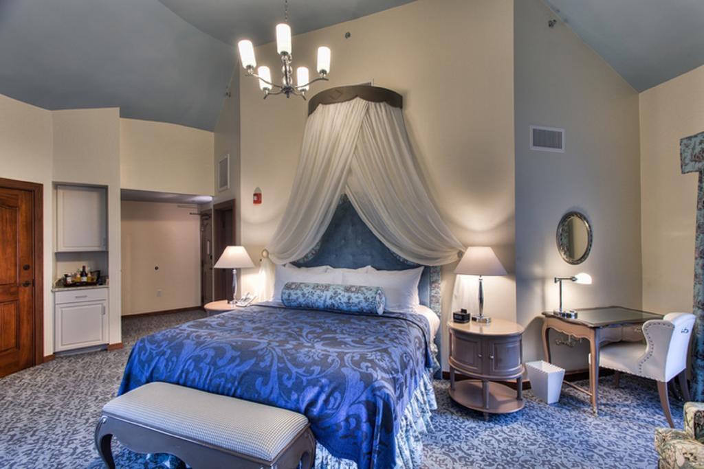 King Suite - Manor House