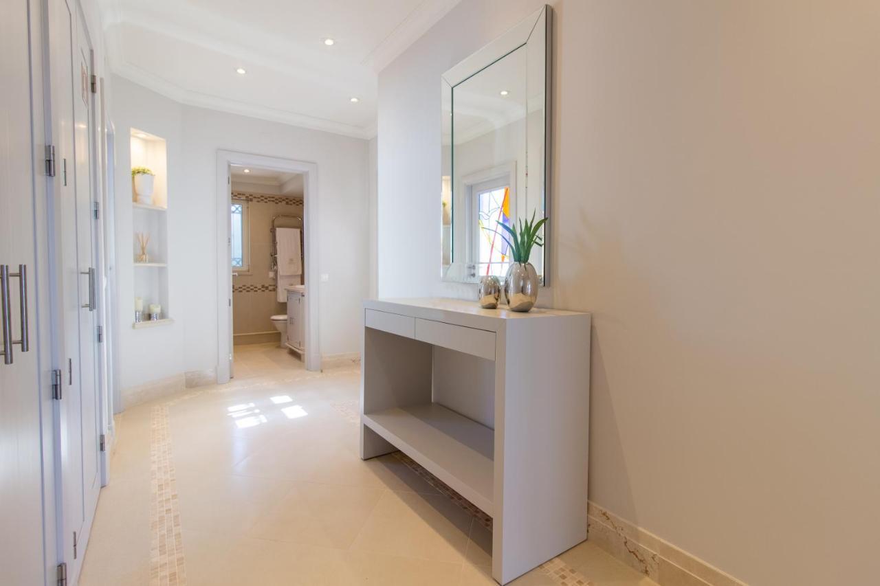 Apartamento Garden de 3 Quartos - Primeiro Andar