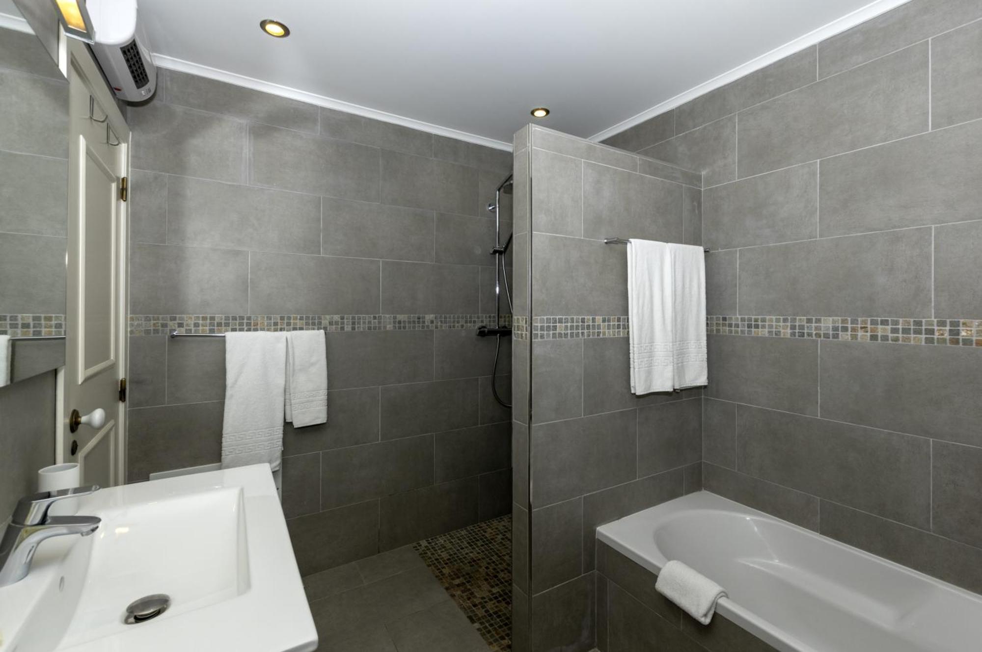 Three-Bedroom Villa Sea View,1274511229:JPEG