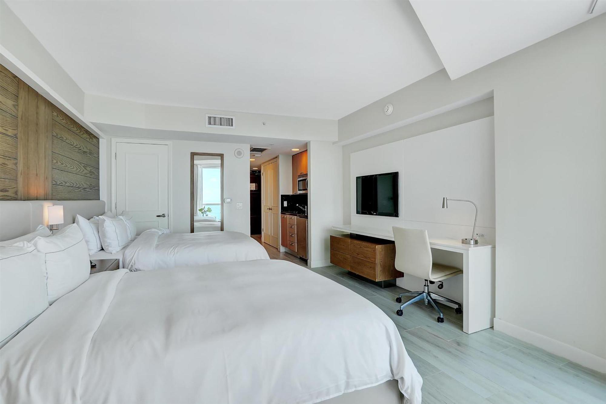 Junior Queen Suite Two Queen Beds Ocean View,1678632133:JPEG
