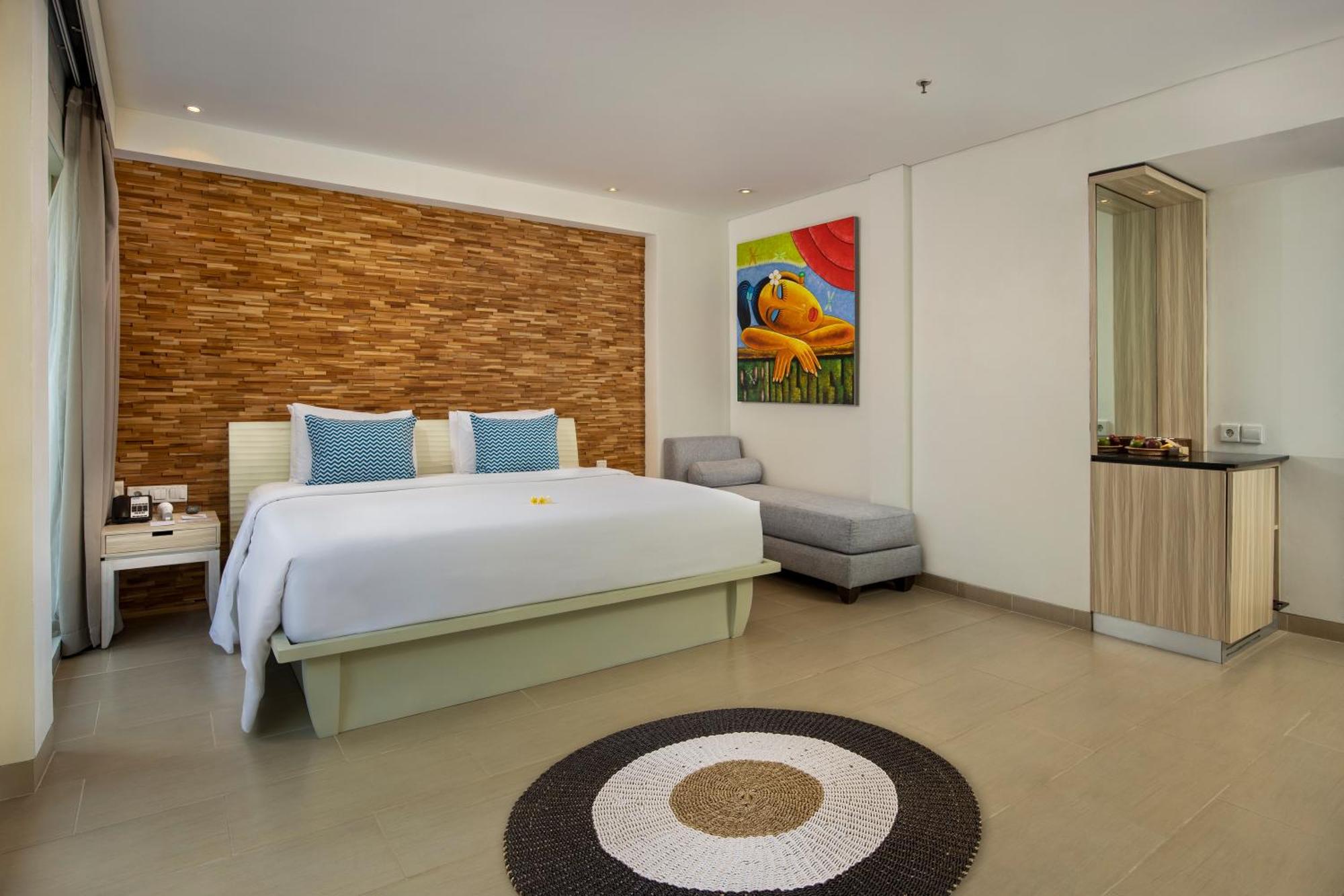 8 Hours Usage at Deluxe Room