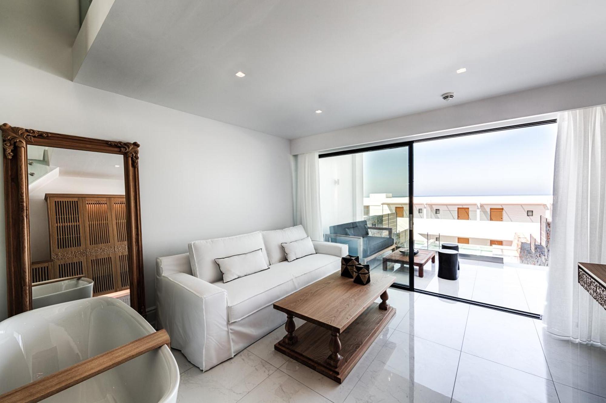 Suite Abaton Collection con bañera de hidromasaje privada