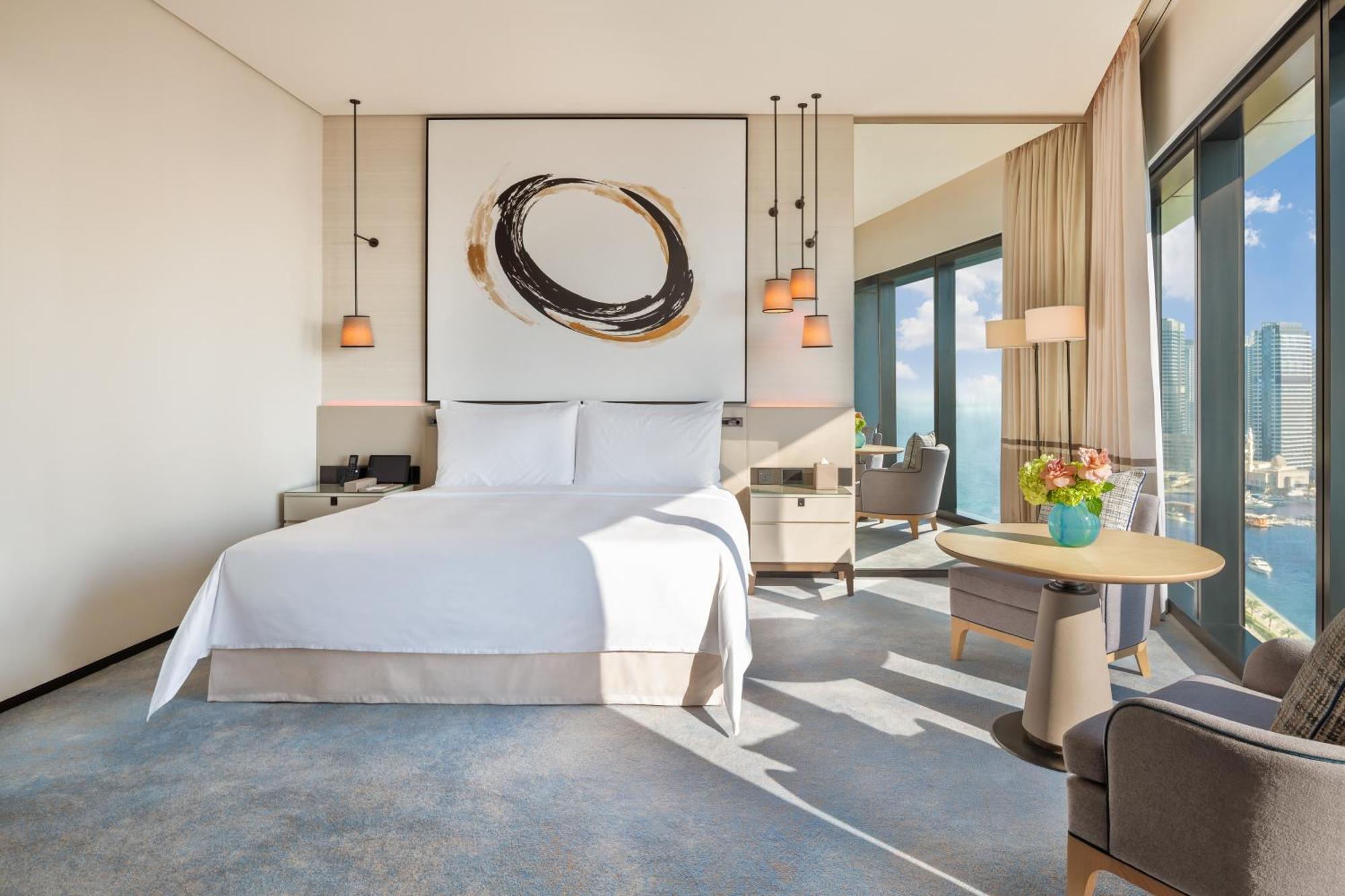 Beverage Privileges of 7 hours | Complimentary Lunch | Kids Go | Access to the World’s Highest Infinity Pool 2PM Check & 2PM Check-out Guaranteed Upgrade to Sea View Room