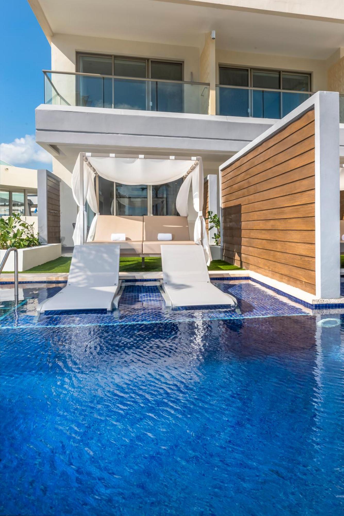Junior Suite Swim Out,1287374095:JPEG