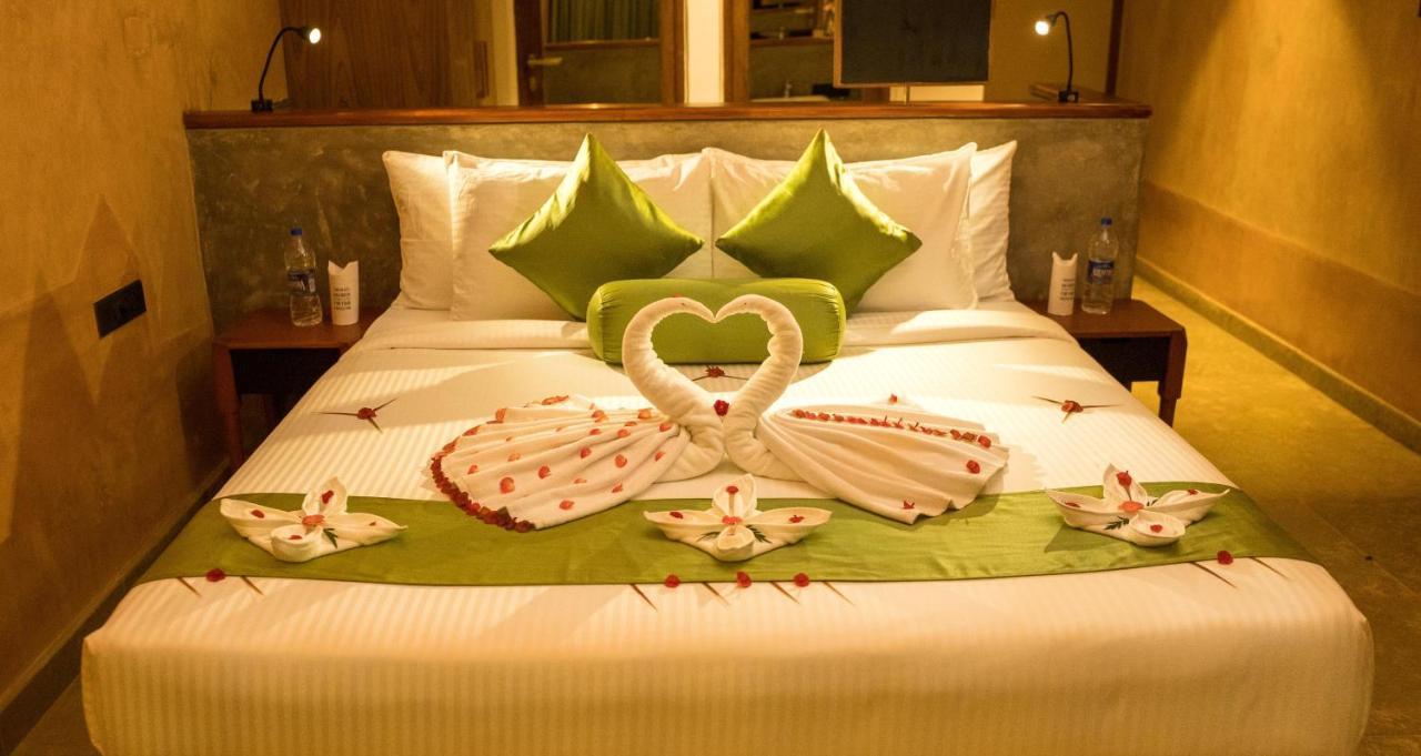 Deluxe Double Room with Balcony,1293410269:JPEG