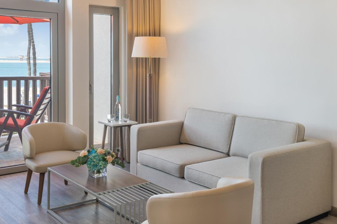 Sea View One Bedroom Suite, Lounge Access, Dedicated Pool, Beach & Mall Shuttle,1296785224:JPEG