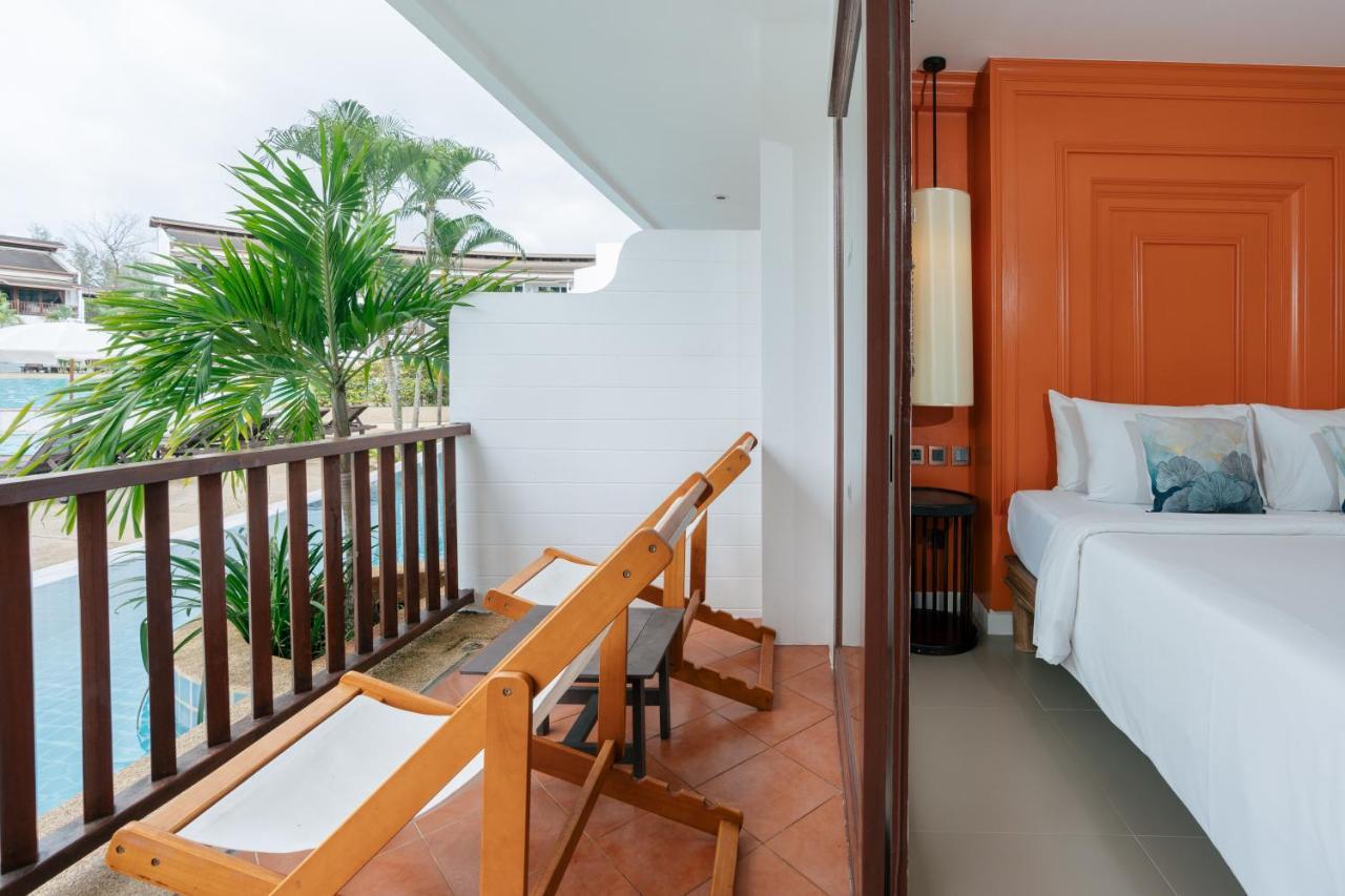 Grand Pool Access Pool View Room