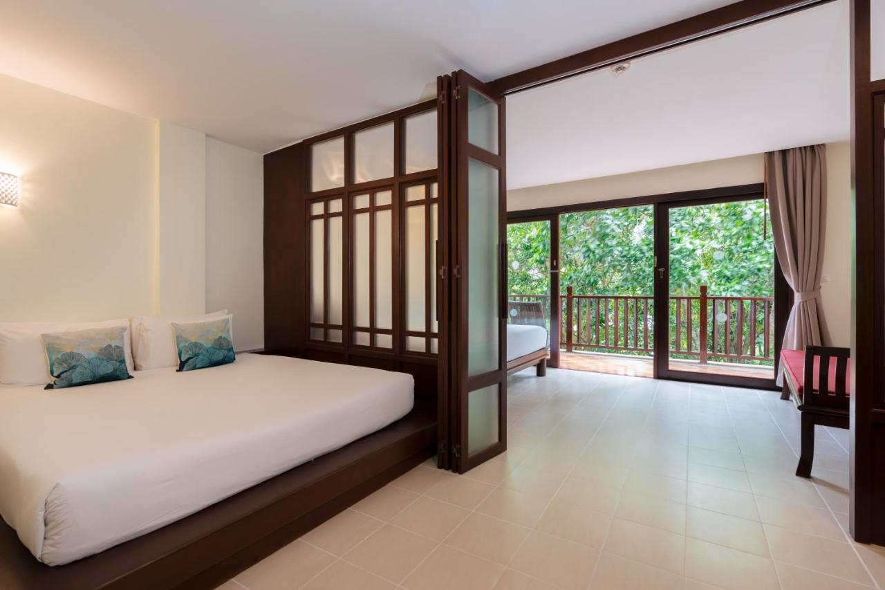 Deluxe Garden View Room size 50 sqm,1296802597:JPEG