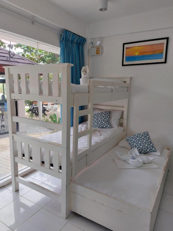 Triple Room with Bathroom